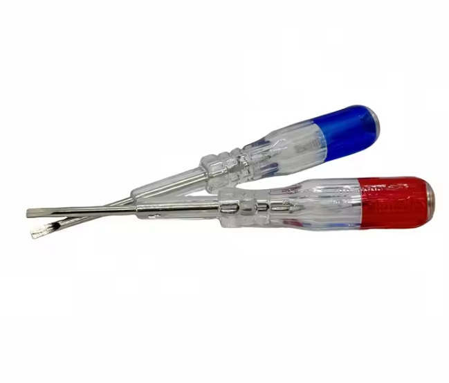 Screwdriver type voltage tester